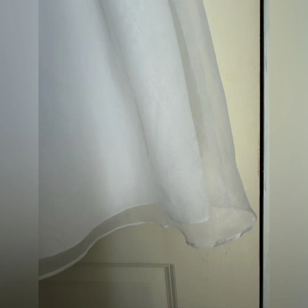 David's Bridal White Girls Formal Tulle Gown sz 4 flower girl formal clean - Picture 3 of 10